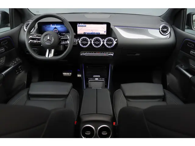 Mercedes-Benz B-klasse 250 e AMG Line | Panoramadak | Memory | Distronic | AMG Exclusief-pakket | Tr...