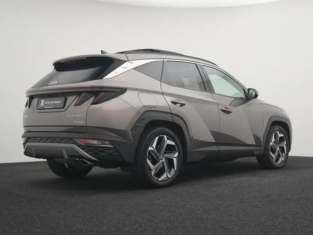 Hyundai Tucson 1.6 T-GDI PHEV  4WD 6AT 265PK Premium Sky | Panormadak | Leder | Stoelverwarming | 36...