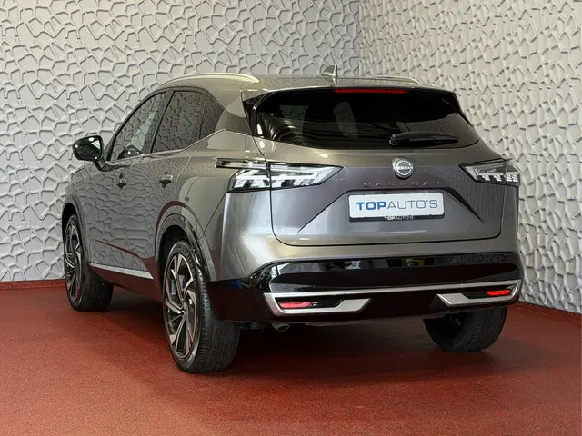 Nissan Qashqai 1.3 MHEV 160PK TEKNA PLUS BOSE  20''LMV  LEER ALCANTARA PANO MASSAGE BOSE STOEL/STUUR...