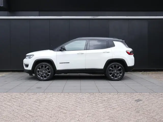 Jeep Compass 4xe 240 Plug-in Hybrid Electric S | LEDER | MEMORY | CAMERA | STOEL/STUURVERW. | CRUISE...