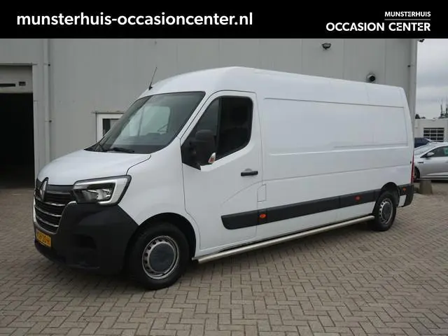 Renault Master T35 2.3 dCi 135 L3H2 Comfort - All Seasonbanden - Sidebars - Trekhaak - Dealeronderho...