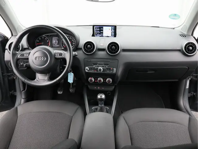 Audi A1 Sportback 1.0 TFSI/ lage km/ zeer mooi!