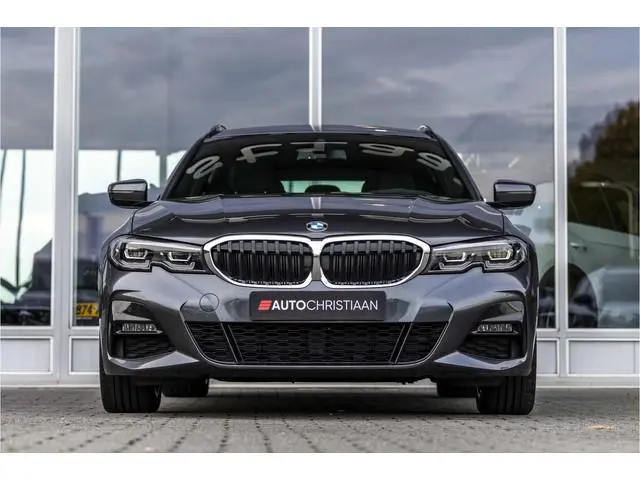 BMW 3-serie Touring 320i M-Sport | NL auto | Camera | Stoelver.