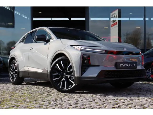 Toyota C-HR+