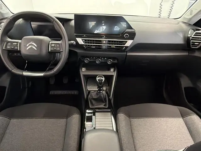 Citroën C4 X