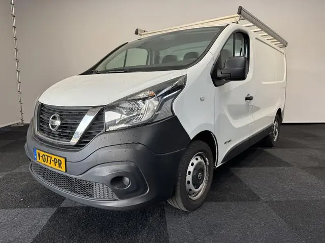 Nissan NV300