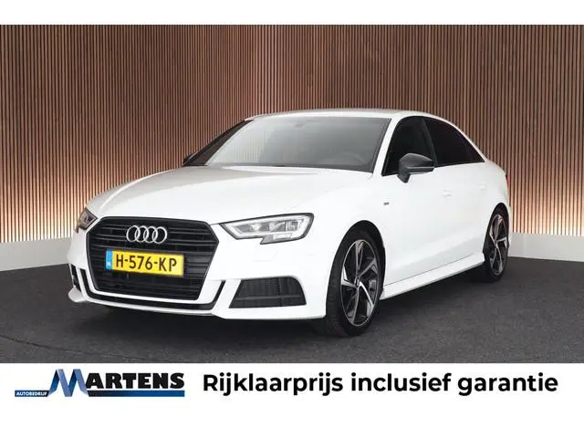 Audi A3 Limousine 35 TFSI 150pk S-Tronic 2x S-Line Trekhaak Camera Virtual Cockpit Stoelverwarming N...