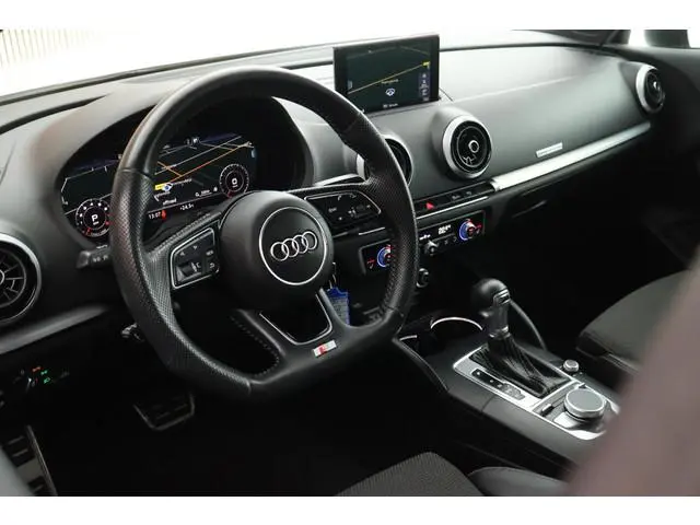 Audi A3 Limousine 35 TFSI 150pk S-Tronic 2x S-Line Trekhaak Camera Virtual Cockpit Stoelverwarming N...