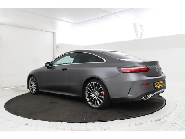 Mercedes-Benz E-klasse Coupé 200 Business
