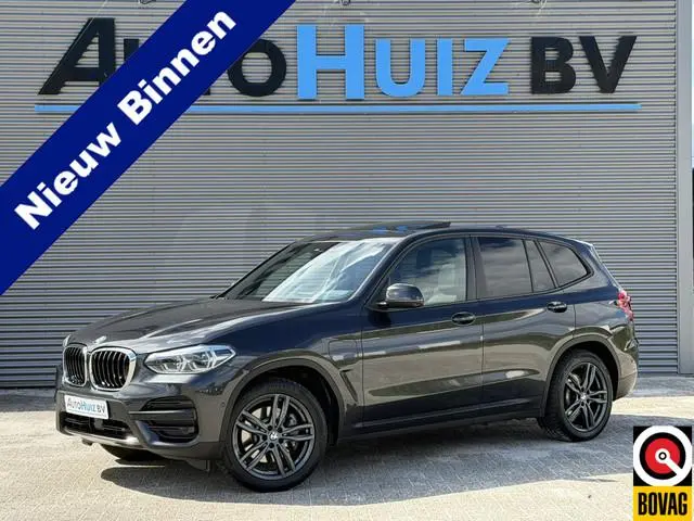 BMW X3 xDrive30e Executive Panoramadak Leder LED Carplay ACC Stuurwielverwarming Head-Up Display Tre...