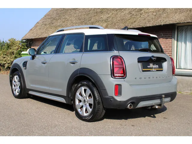 MINI Mini Countryman 1.5 Cooper Business Edition NAVI ECC LED AUTOM 142000KM!!!
