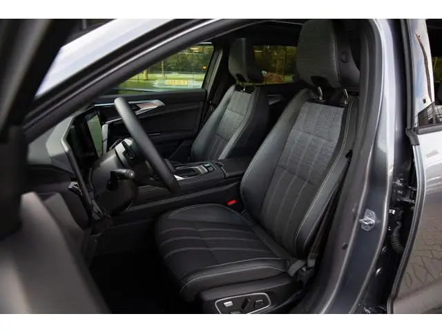 Renault Austral 1.3 mild hybrid 160 X-Tronic techno , Panoramadak, Adap. cruise, 