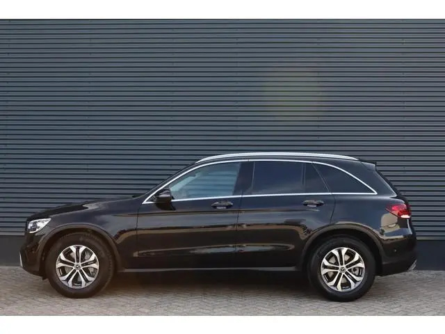 Mercedes-Benz GLC-klasse 200 Business Solution Limited Pano/Leder/Camera/CarPlay/LED/Dodehoek/Dab