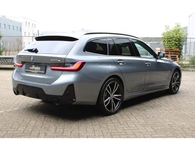 BMW 3-serie Touring 330e xDrive M-SPORT FACELIFT SOh 90.6% NAVI LEER LED 101000KM!!!