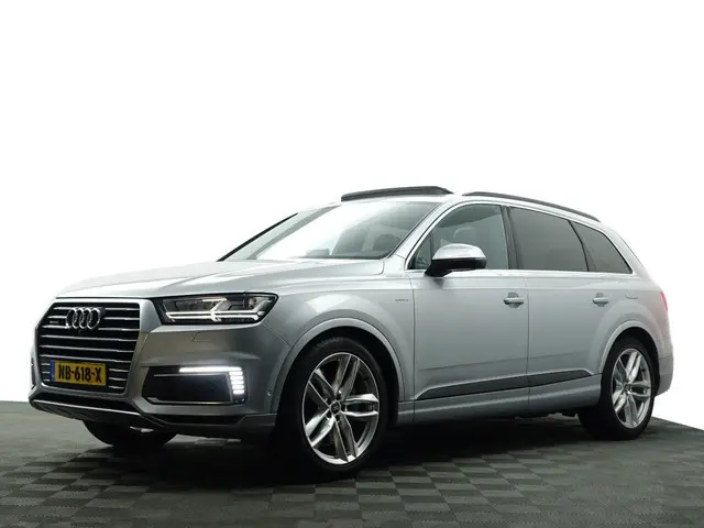 Audi Q7 3.0 TDI e-tron Quattro S Line+ Aut- Panoramadak, Sfeerverlichting, 360 Camera, Standkachel,...