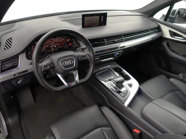 Audi Q7 3.0 TDI e-tron Quattro S Line+ Aut- Panoramadak, Sfeerverlichting, 360 Camera, Standkachel,...