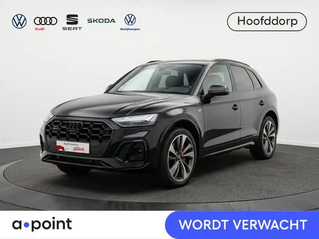 Audi Q5 50 TFSI e S edition Competition 299pk | Komt begin juni binnen | Panoramadak | Head up Displ...