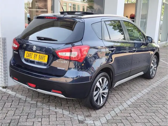 Suzuki S-Cross