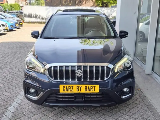 Suzuki S-Cross