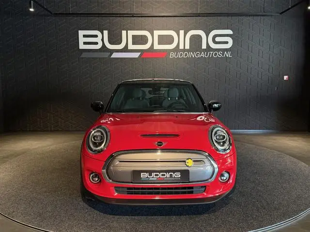 MINI Electric Essential 33 kWh | Camera | CarPlay |