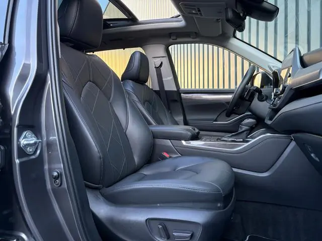 Toyota highlander