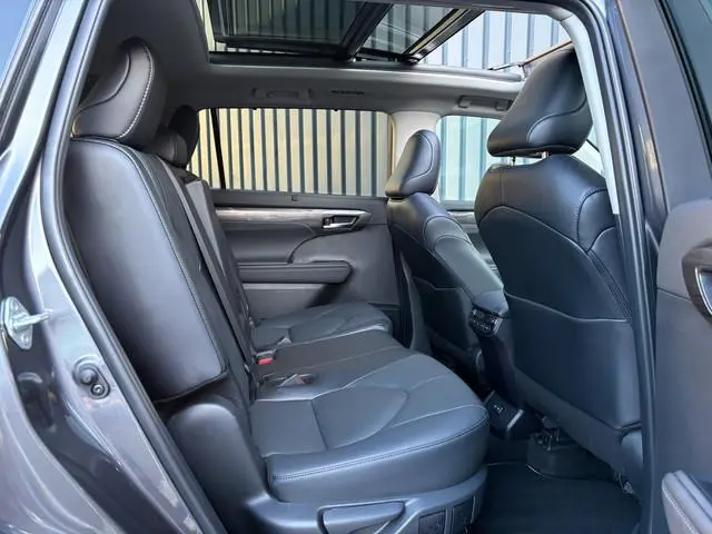 Toyota highlander