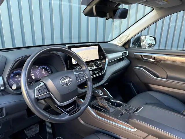 Toyota highlander