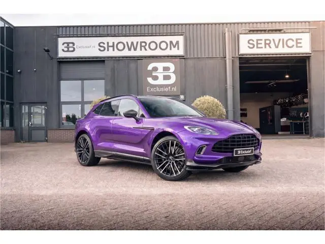Aston Martin DBX