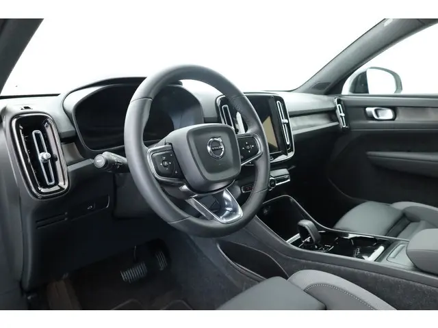 Volvo C40