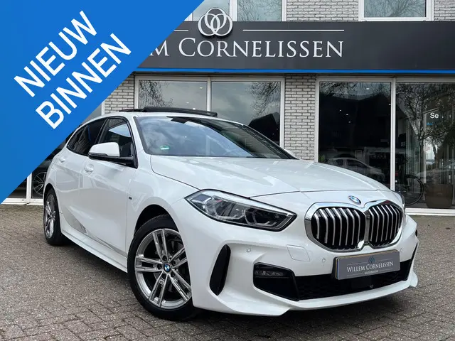 BMW 1-serie 118i M-Sport Business Edition Pano HiFi Stoelverwa
