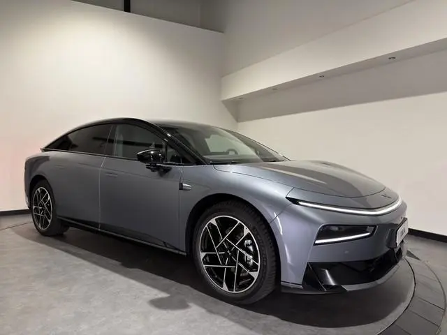 XPENG P7+ RWD Long Range 74.9 kWh | Wordt verwacht (september)! | Donker Interieur