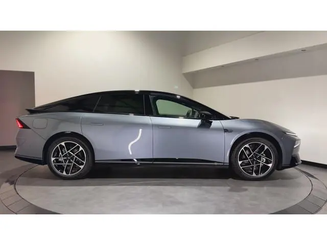 XPENG P7+ RWD Long Range 74.9 kWh | Wordt verwacht (september)! | Donker Interieur