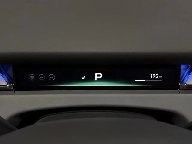 XPENG P7+
