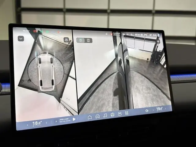 XPENG P7+