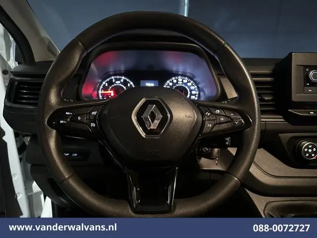 Renault Trafic 2.0 dCi 130pk L2H1 Euro6 Airco | LED | Cruisecontrol | Parkeersensoren Bijrijdersbank