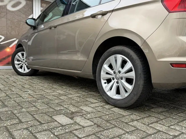 Volkswagen Golf Sportsvan