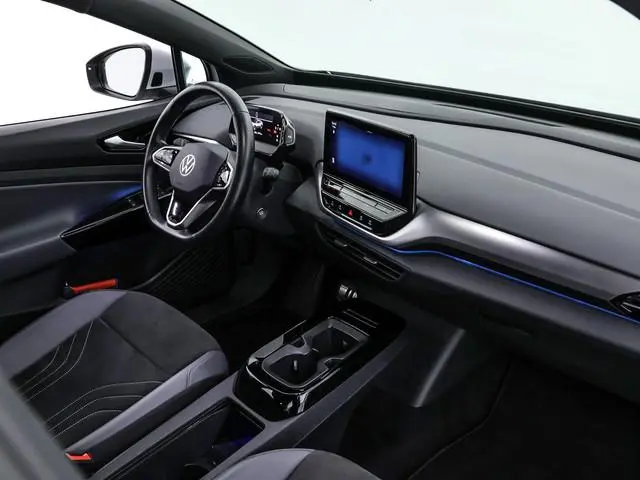 Volkswagen ID.4 Pro 204pk 77 kWh · Apple/Android Car Play · 360 Camera · Warmtepomp · Stoel-& Stuurv...