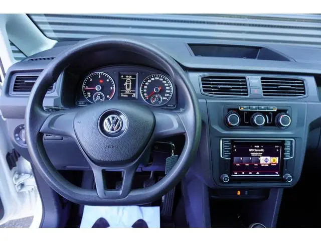 Volkswagen Caddy 123pk 4x4 4-motion L1 Trekhaak Navigatie Parkeersensoren Airco Cruise control