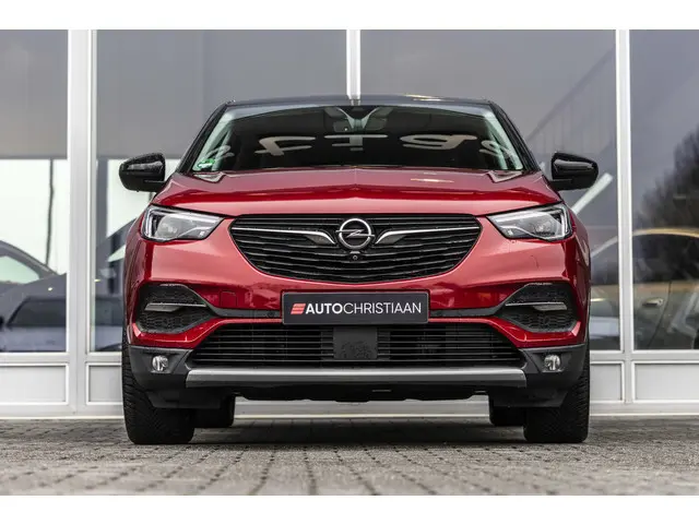 Opel Grandland X 1.6 Turbo Hybrid4 Ultimate | NL Auto | Stoelver. | 360 Cam |