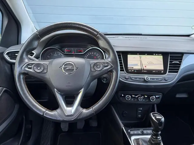Opel Crossland X