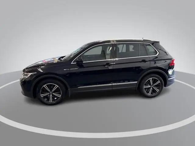 Volkswagen Tiguan 1.5 TSI 150pk DSG Elegance · Camera · Apple/Android Car Play · Stuur- & Stoelverwa...