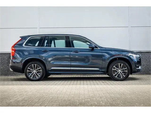 Volvo XC90 2.0 T8 Recharge AWD 7 pers / Trekhaak / Harman Kardon / Leder / Adaptieve Cruise / 360 ca...