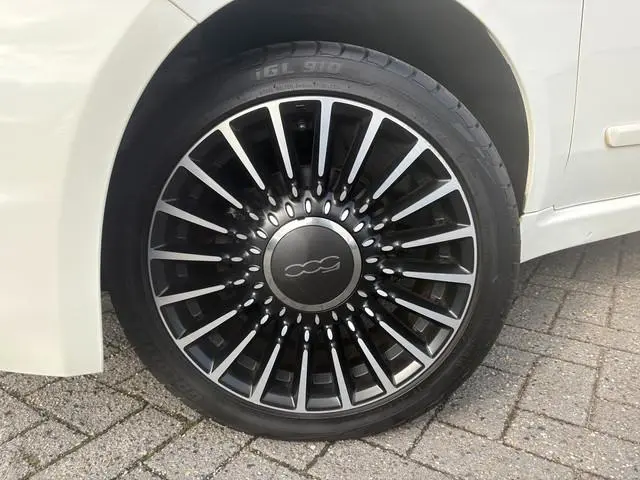 Fiat 500 C 1.2 Lounge Wit Zwart