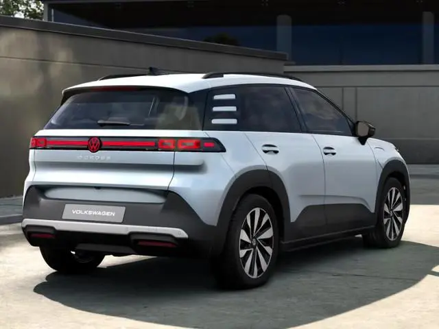 Volkswagen ID. Cross Style 52 kWh accu, 211 PK Elektrische aandrijving · Comfort Pakket · Zijruiten...