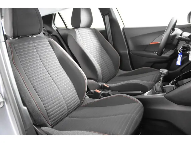 Peugeot 2008 1.2 Active *1ste Eigenaar*Navigatie*Carplay*PDC*