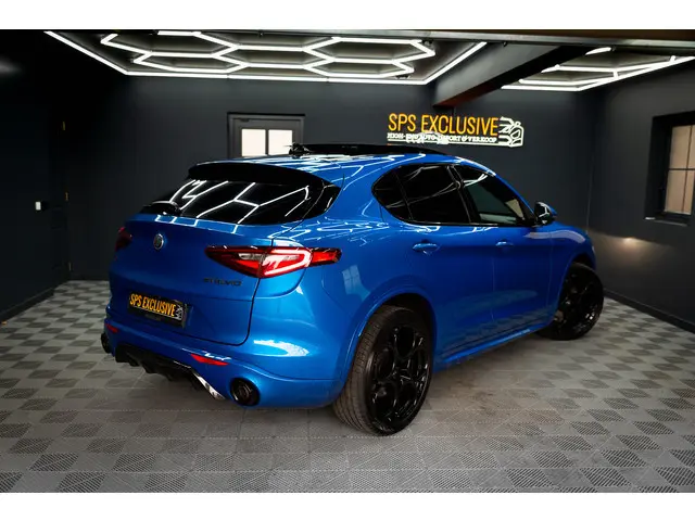 Alfa Romeo Stelvio 2.0 T AWD Veloce / 21" / Pano / Carplay / H&K / Memory / Adapt.cruise / 1e lak /...
