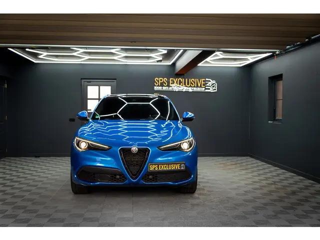 Alfa Romeo Stelvio 2.0 T AWD Veloce / 21" / Pano / Carplay / H&K / Memory / Adapt.cruise / 1e lak /...