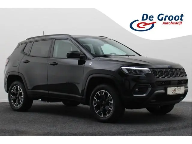 Jeep Compass 4xe 240 Plug-in Hybrid Electric Trailhawk Panoramadak, ACC, Camera, Apple Carplay, Virt...