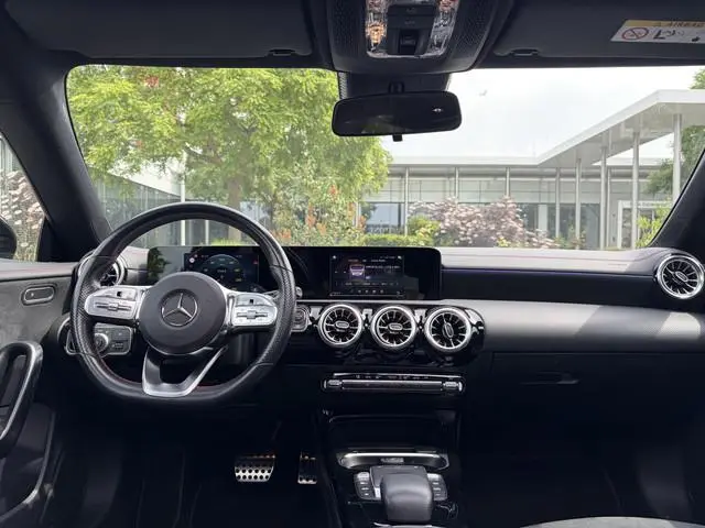 Mercedes-Benz CLA-Klasse