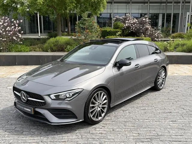Mercedes-Benz CLA-klasse Shooting Brake / AMG Line / Pano dak / Camara / 180 Premium Plus
